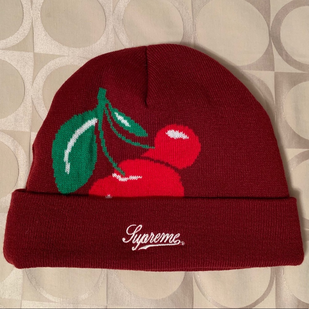 Supreme Cherry Burgundy Beanie FW14 2014 RARE OG